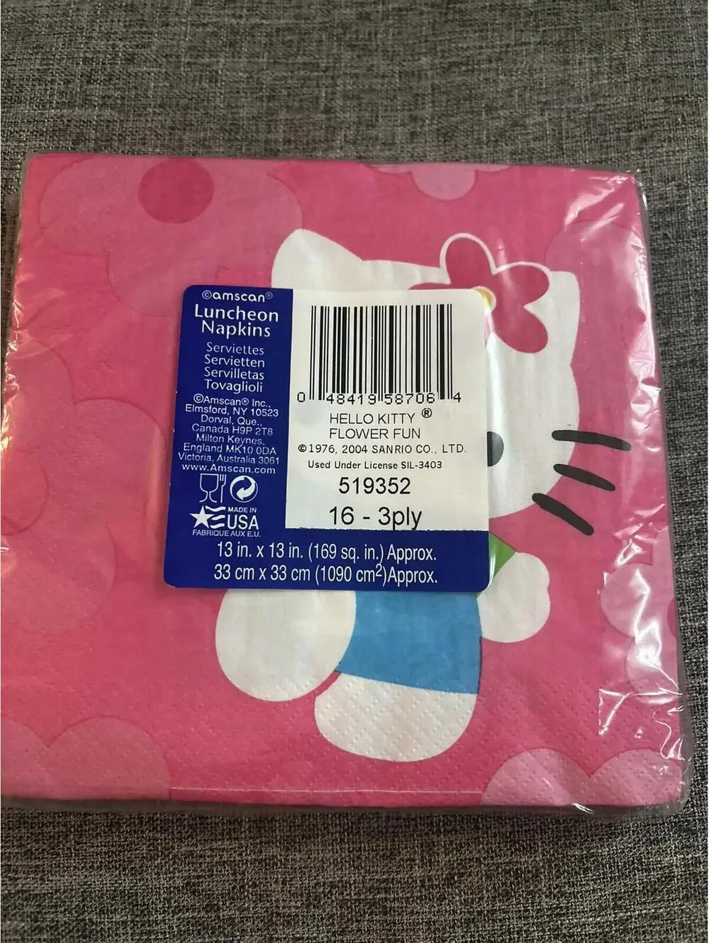 Sanrio Hello Kitty Party Supplies 16 Treat Bags and 16 Napkins